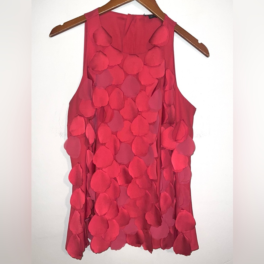 Ann Taylor Sleeveless Embellished Rose Petal Top Blouse Sz 8